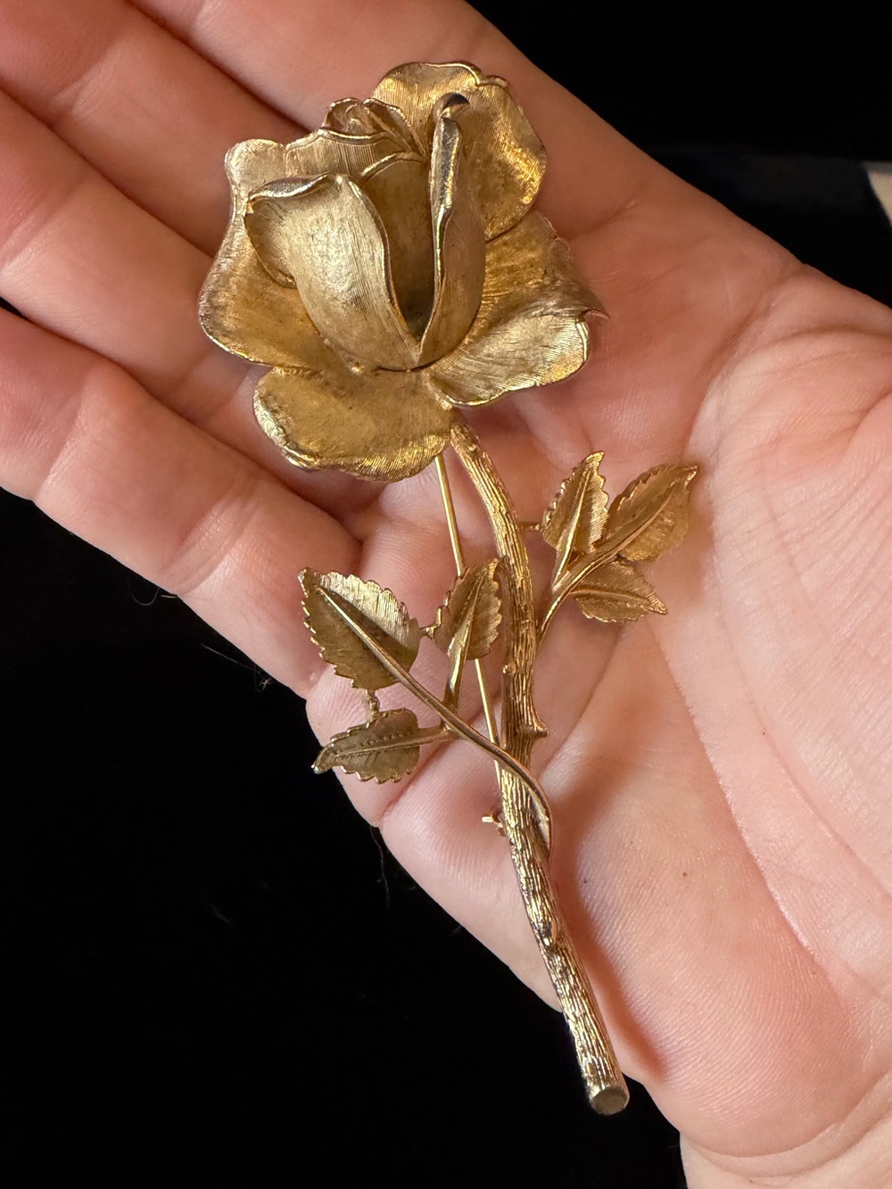 Vintage Extra Large Goldtone Rose Flower Stem Pin Brooch